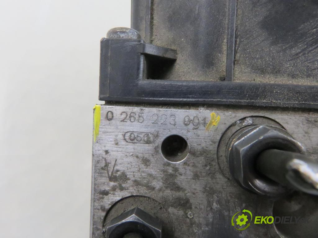 BMW 5 (E39) SEDAN 2001 100,00 520 d 136 - M47 D20 (204D1) 1951,00 Pumpa ABS 0265900001 ; 6756340 ; 0265223001 (Pumpa ABS)