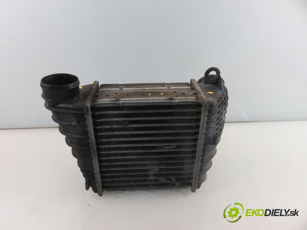 AUDI A3 (8L1) HB 2002 132,00 1.8 T 180 - AUQ 1781,00 chladič intercooler 1J0145803F