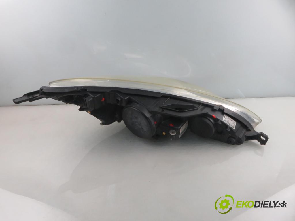 PEUGEOT 407 (6D_) SEDAN 2008 80,00 1.6 HDi 110 - 9HZ (DV6TED4) 1560,00 světlo LP 0301213271