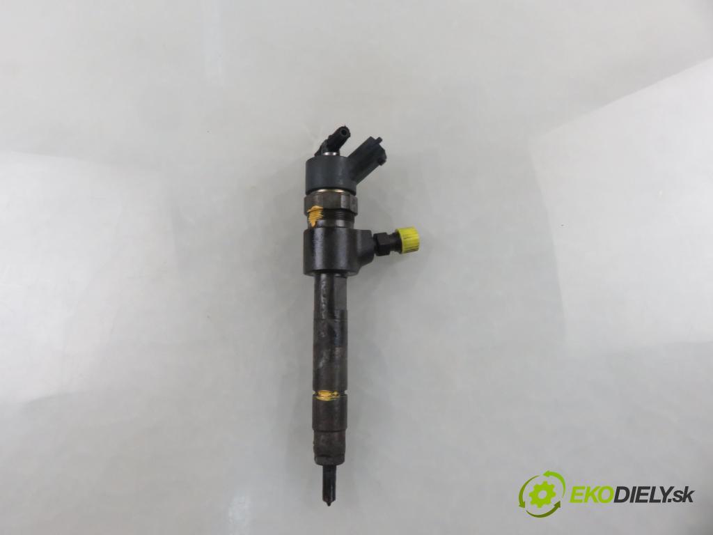 FIAT CROMA (194_) KOMBI 2005 88,00 1.9 D Multijet 120 - 939 A1.000 1910,00 vstrekovač 0445110244 (Vstrekovač paliva)