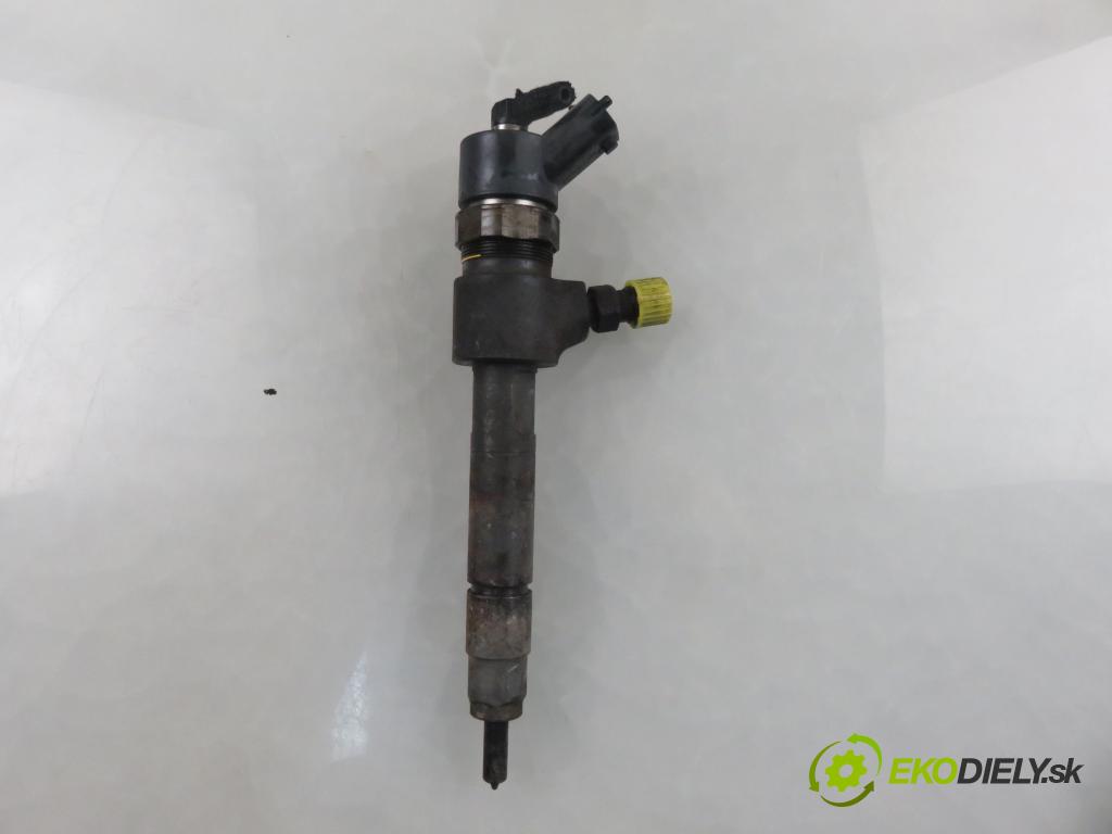 FIAT CROMA (194_) KOMBI 2005 88,00 1.9 D Multijet 120 - 939 A1.000 1910,00 vstrekovač 0445110244 (Vstrekovač paliva)