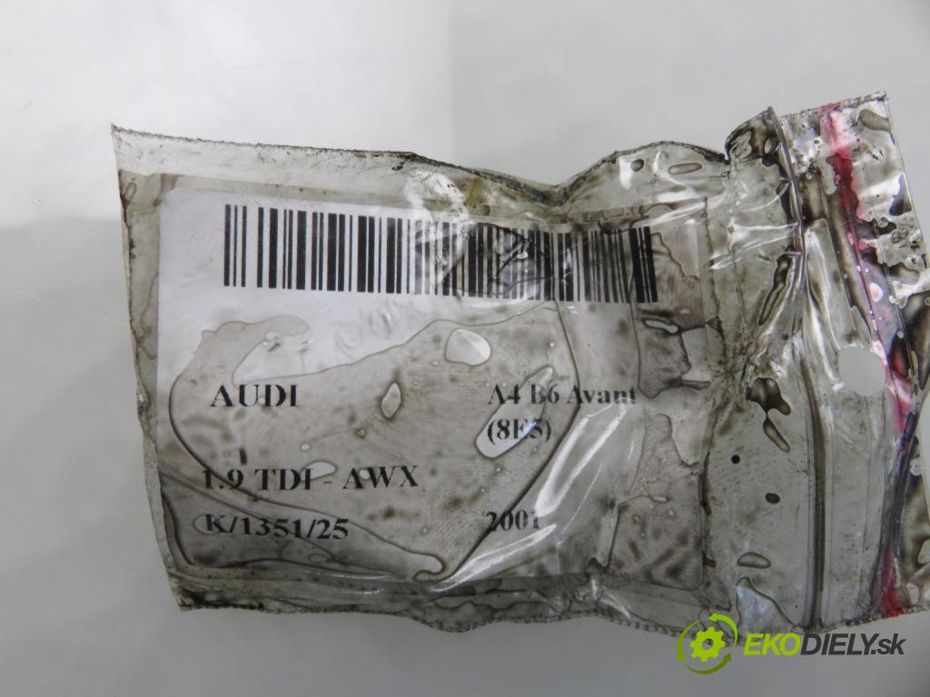 AUDI A4 Avant (8E5, B6) KOMBI 2001 96,00 1.9 TDI - AWX 1896,00 Vstrekovač 038130073AN ; 0414720209 (Vstrekovač paliva)
