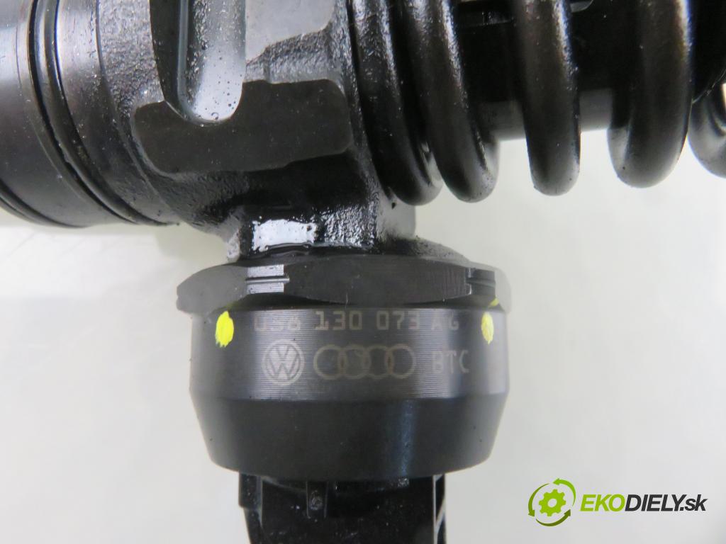 SEAT ALTEA (5P1) MINIVAN 2005 77,00 1.9 TDI PD 105 - BJB 1896,00 Vstrekovač 038130073AG ; 0414720215 (Vstrekovač paliva)