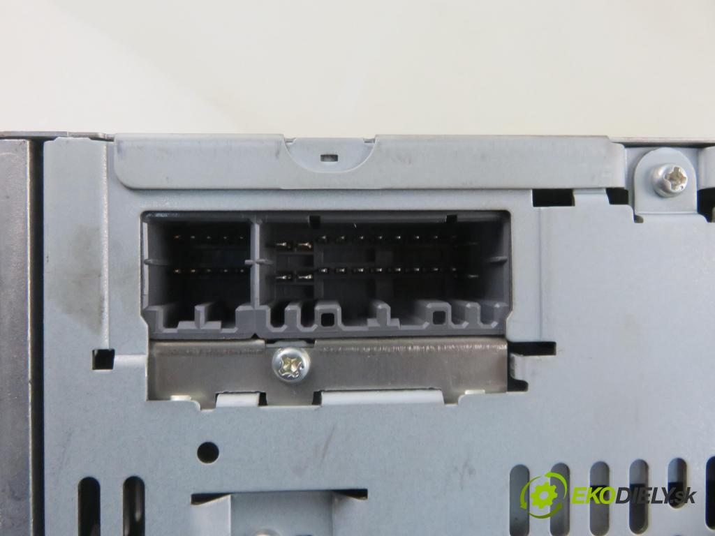 DODGE CALIBER HB 2007 125,00 2.4 DUAL VVT - ED3 2359,00 RADIO CD P05064362AA