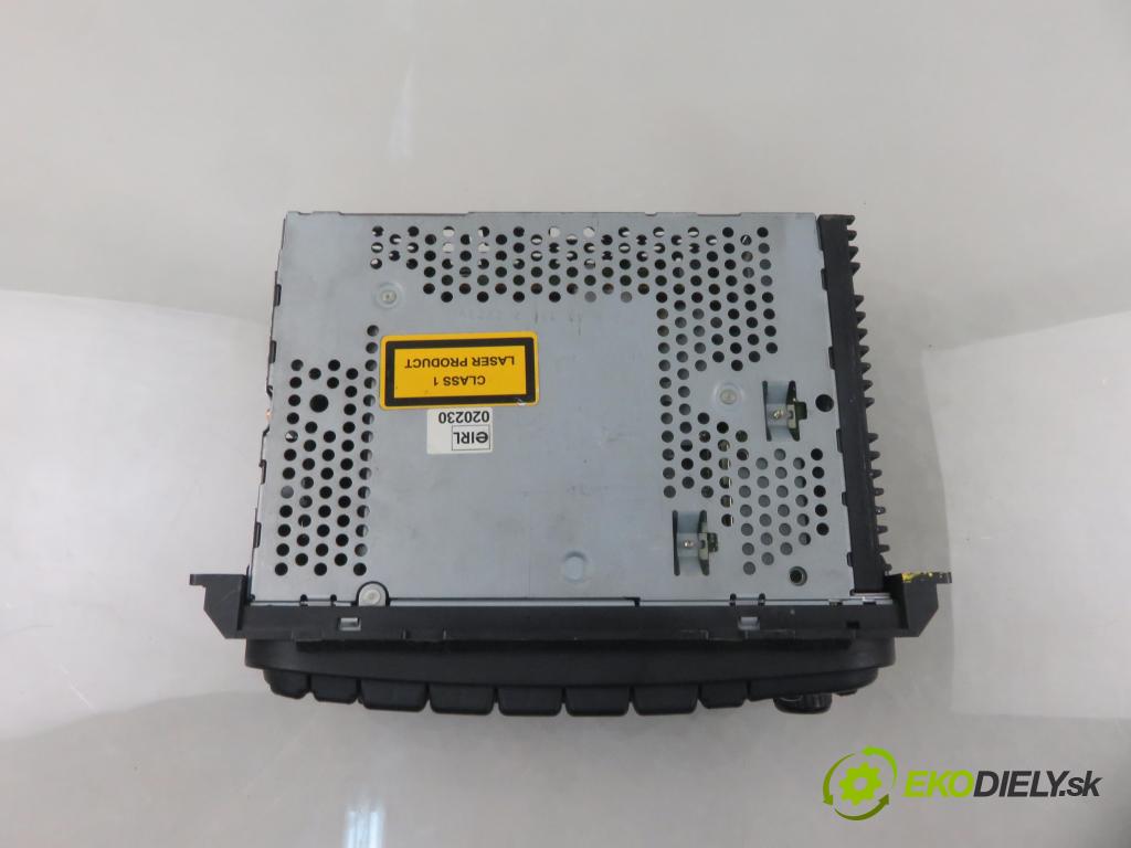 CHRYSLER VOYAGER IV (RG, RS) MINIVAN 2002 105,00 2.5 CRD 143 - ENJ 2499,00 RADIO CD Modul P56038585AO