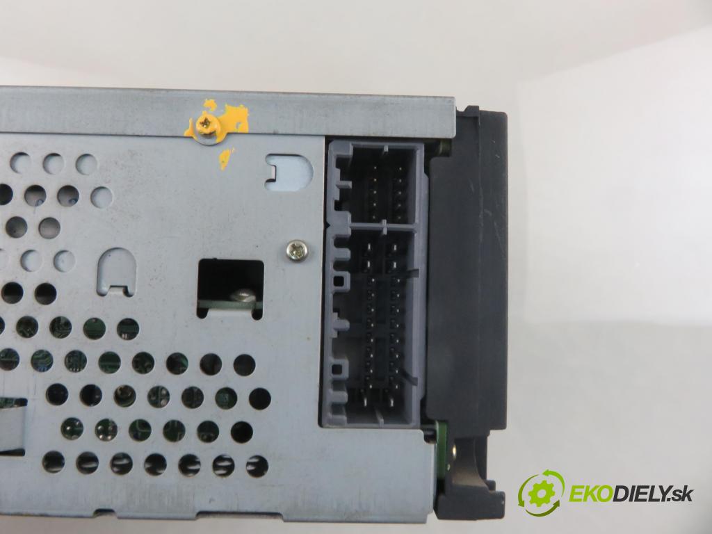 CHRYSLER VOYAGER IV (RG, RS) MINIVAN 2002 105,00 2.5 CRD 143 - ENJ 2499,00 RADIO CD Modul P56038585AO