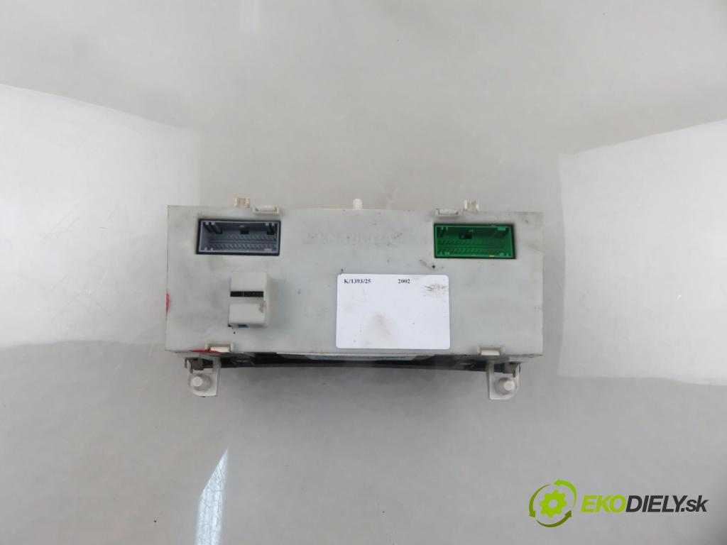 RENAULT LAGUNA II (BG0/1_) LIFTBACK 2002 88,00 1.9 dCi 120 - F9Q 750 1870,00 Panel topení KLIMATRONIK 8200001901C