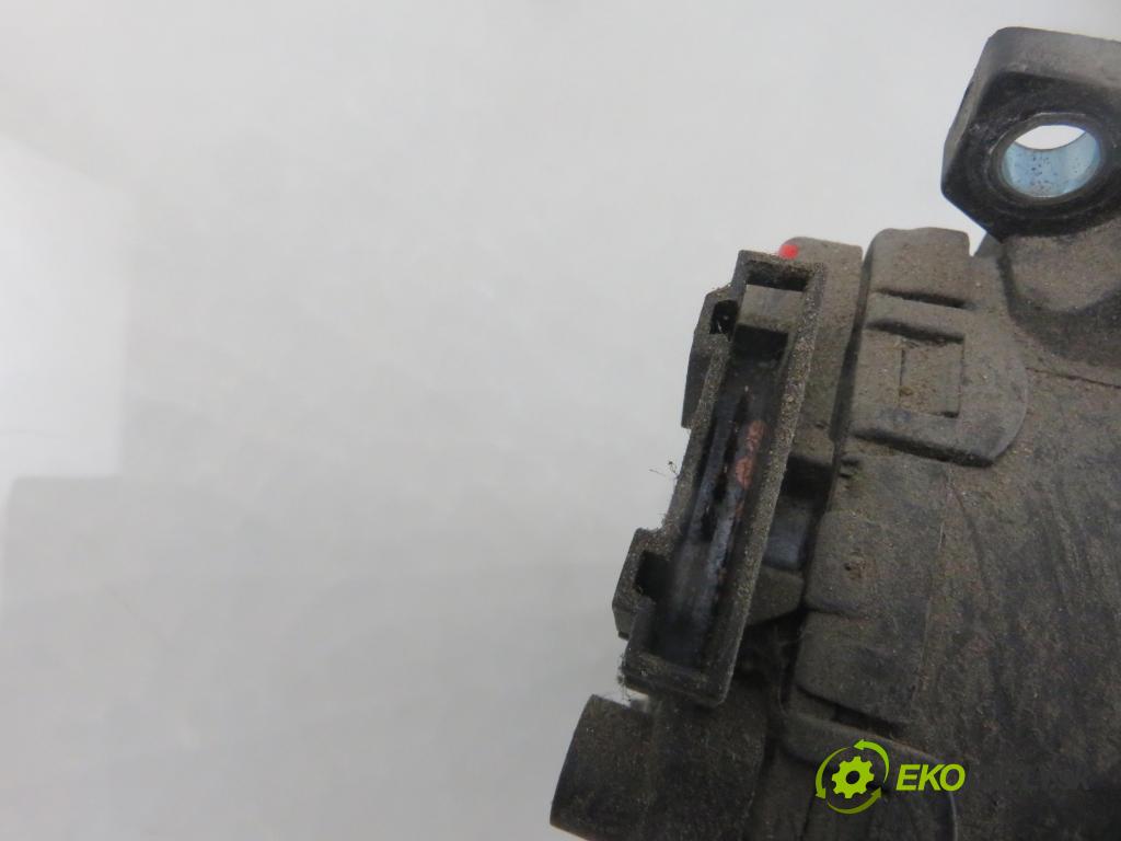 OPEL MOVANO Furgon (X70) FURGON 2004 0,00 2.5 DTi - G9U 754 2464,00 Potenciometer plynu 7700314525 ; 6PV00811904 (Potenciometer plynového pedálu)