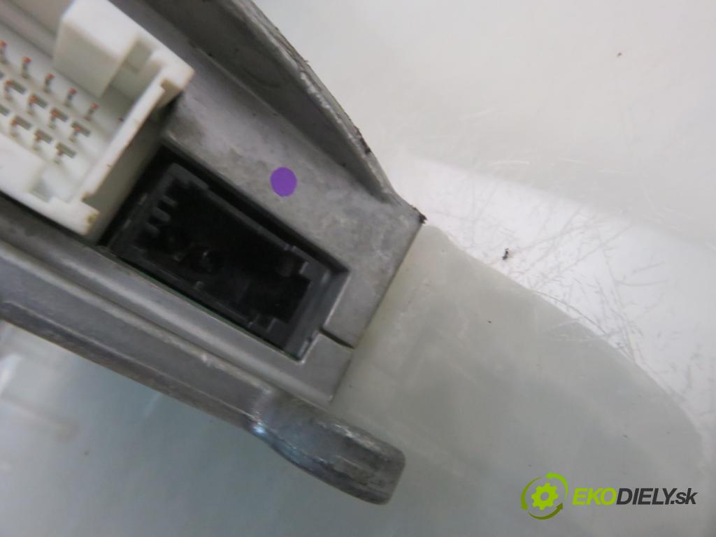 BMW 5 (E60) SEDAN 2004 130,00 525 d - M57 D25 177 (256D2) 2497,00 MODUL BLUETOOTH 6950207