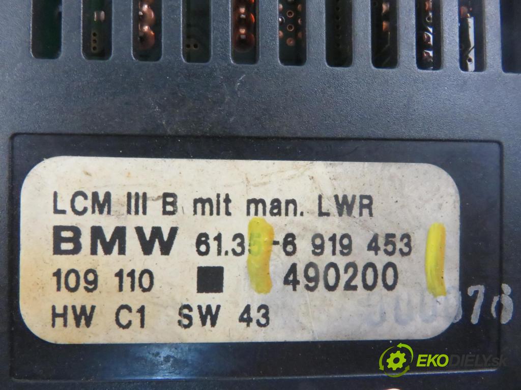 BMW 5 (E39) SEDAN 2001 100,00 520 d 136 - M47 D20 (204D1) 1951,00 řídící jednotka světla 6919453