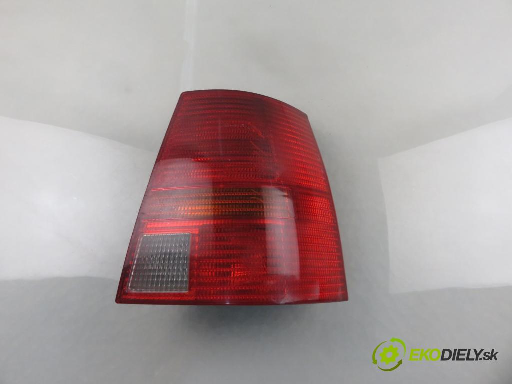 VW GOLF IV Variant (1J5) KOMBI 2002 74,00 1.9 TDI PD 101 - AXR 1896,00 světlo pravé zadní 1J9945258A