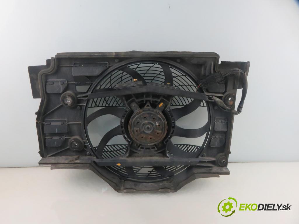 BMW 5 (E39) SEDAN 2001 100,00 520 d 136 - M47 D20 (204D1) 1951,00 ventilátor chladič PODNEBÍ / VODA 6921397