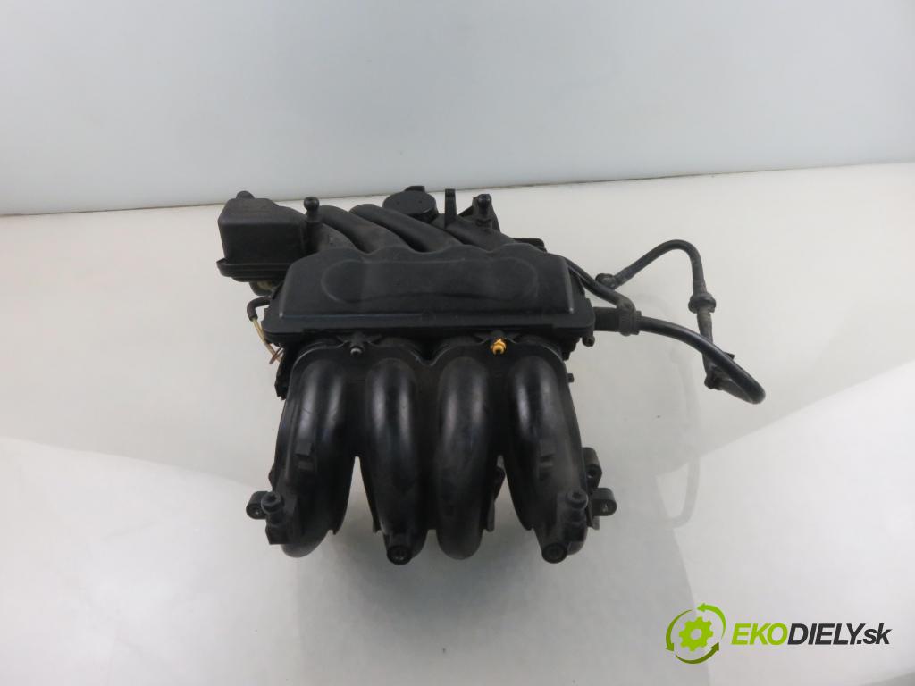 AUDI A3 (8L1) HB 2002 75,00 1.6 - AVU 1595,00 potrubí 06A133185DN ; 72238111