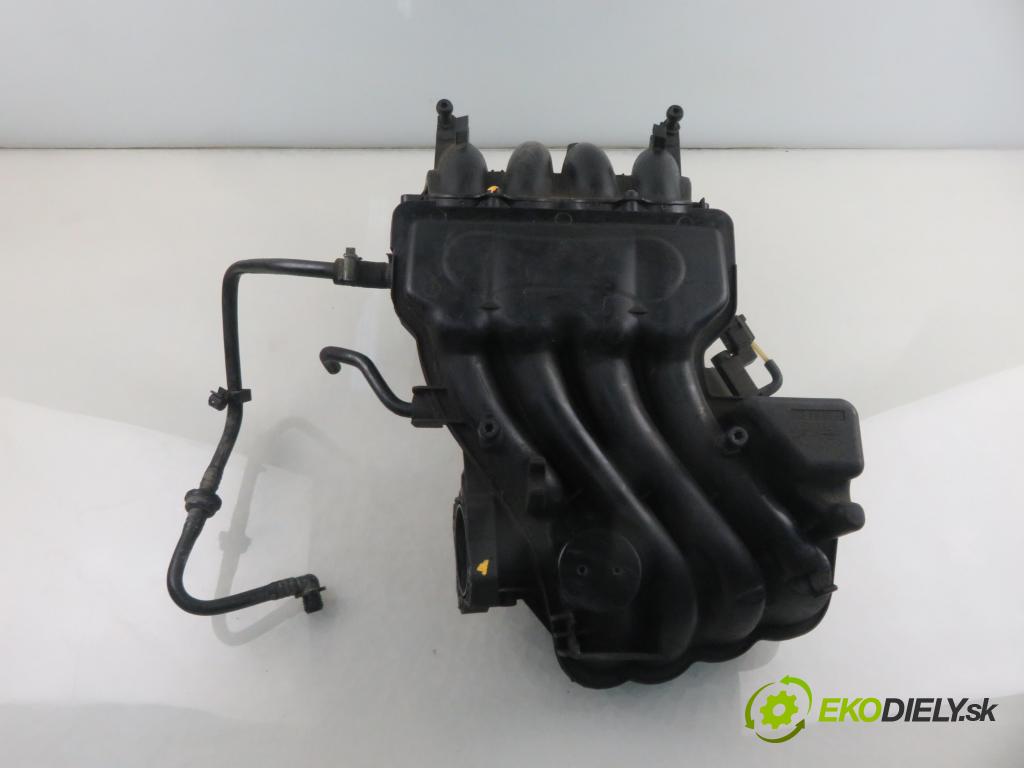 AUDI A3 (8L1) HB 2002 75,00 1.6 - AVU 1595,00 potrubí 06A133185DN ; 72238111