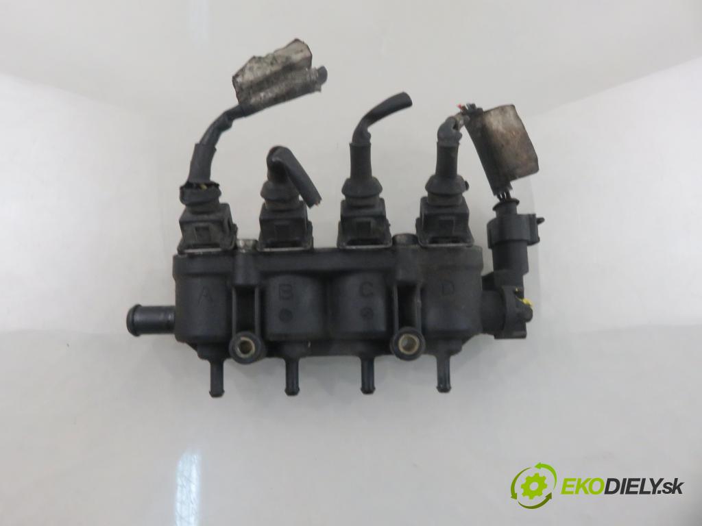 RENAULT KANGOO (KC0/1_) KOMBIVAN 2003 55,00 1.2 16V (KC05, KC06, KC03, KC0T, KC0W, KC1D) - D4F 1149,00 lišta vstřikovací LPG 67R010233