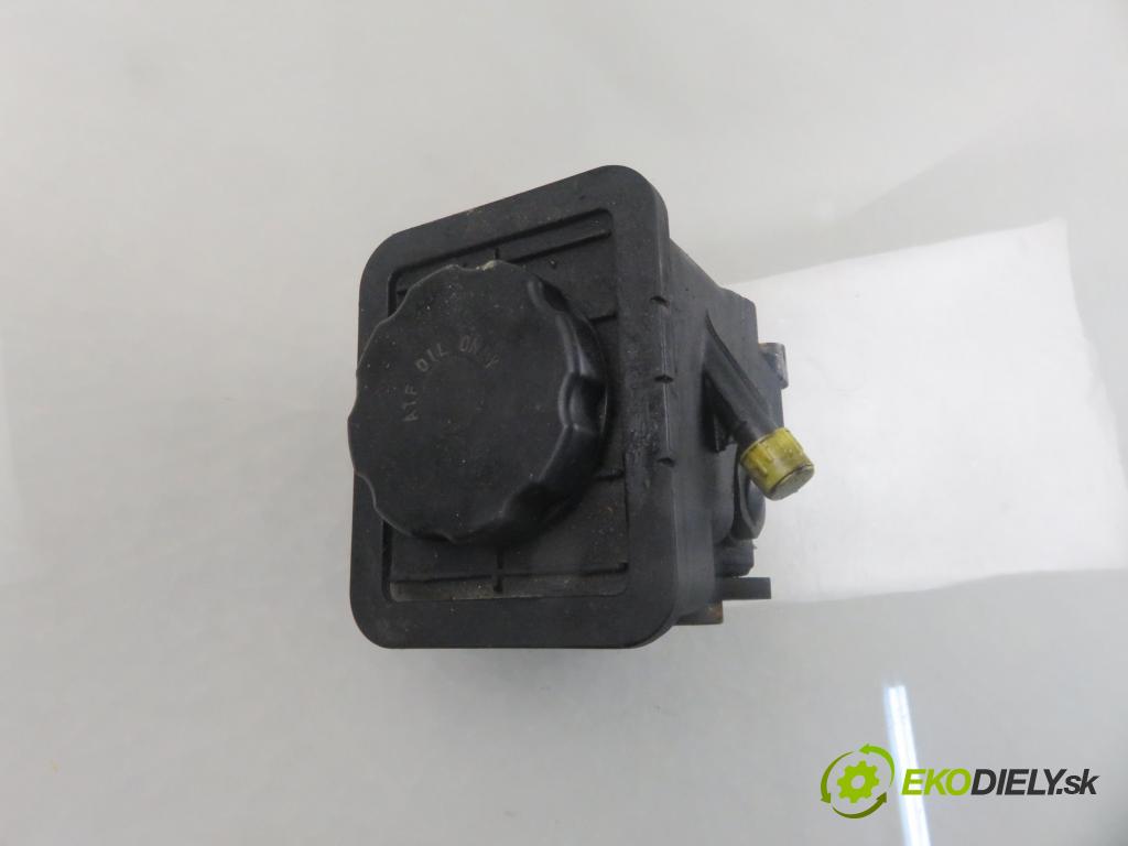 BMW 5 (E39) SEDAN 2001 100,00 520 d 136 - M47 D20 (204D1) 1951,00 pumpa servočerpadlo  (Servočerpadlo)