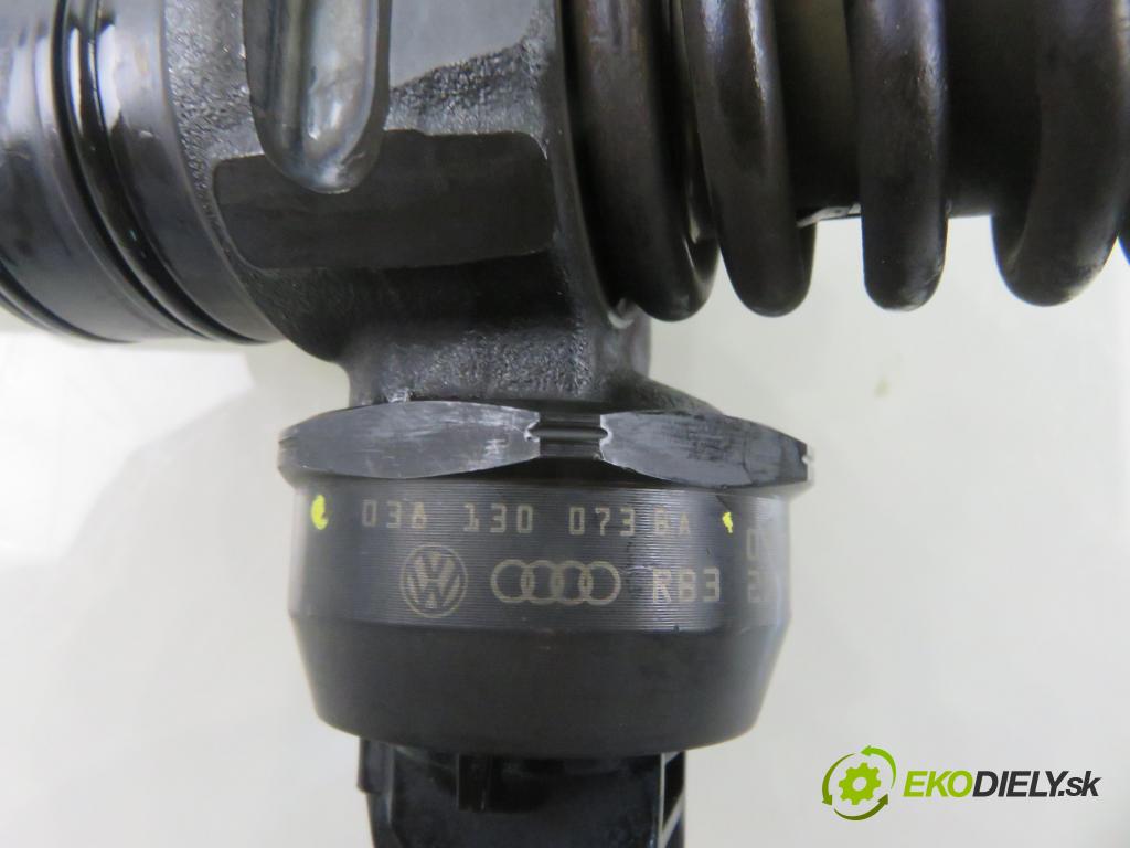 VW PASSAT B5.5 Variant (3B6) KOMBI 2003 96,00 1.9 TDI - AWX 1896,00 Vstrekovač 038130073BA ; 0414720216 (Vstrekovač paliva)