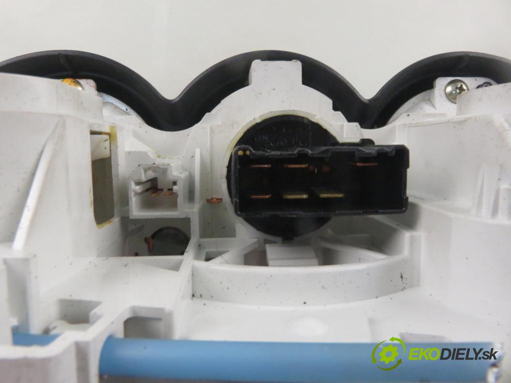 HONDA JAZZ II (GD_, GE3, GE2) HB 2004 61,00 1.3 (GD1) - L13A1 1339,00 RADIO CD 39175SAAG120M1 ; 39100SAAG131