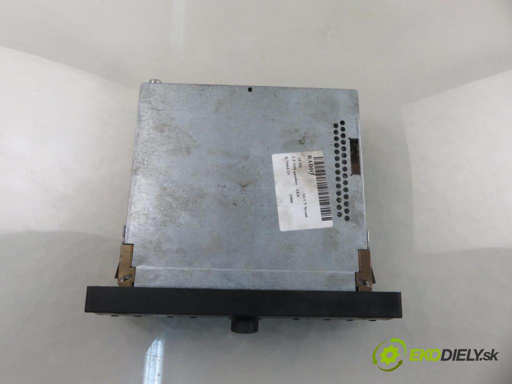 AUDI A6 Avant (4B5, C5) KOMBI 2000 132,00 2.5 TDI V6 180 quattro - AKE 2496,00 RADIO modul 4B0035186E