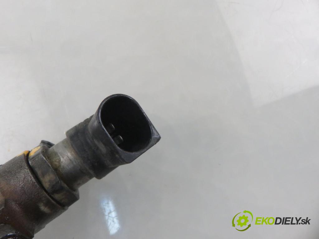 CITROEN C3 I (FC_) HB 2003 50,00 1.4 HDi - 8HZ (DV4TD) 1398,00 vstrekovač 9649574480 (Vstrekovač paliva)