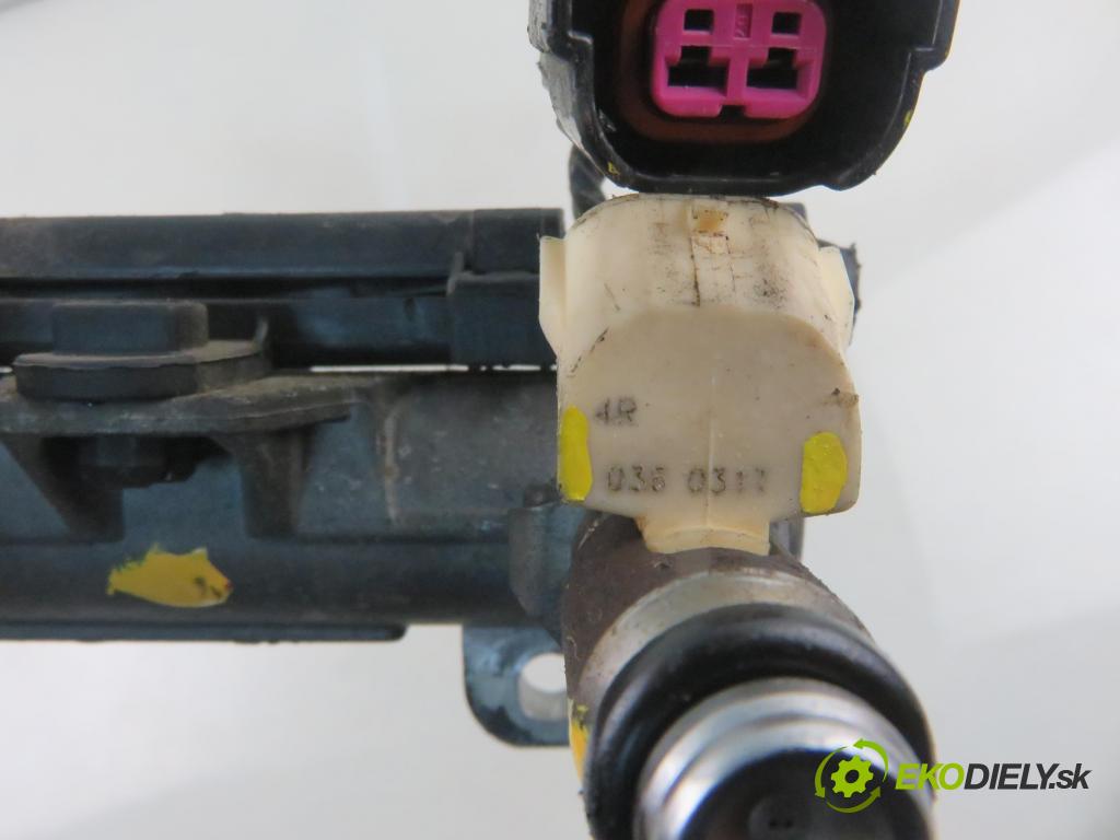 SEAT LEON (1M1) HB 2005 77,00 1.6 16 V - BCB 1598,00 Lišta vstrekovacia 036031T ; 036133319AL ; IWP123 (Vstrekovacia lišta)