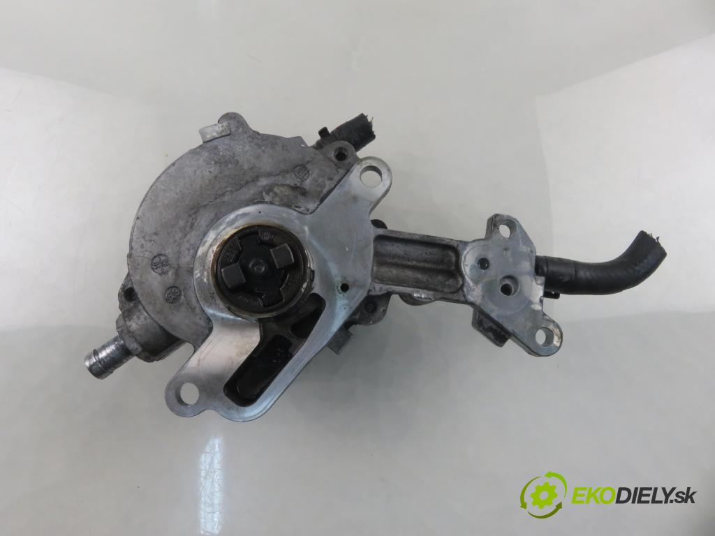 SEAT ALTEA (5P1) HB 2004 77,00 1.9 TDI - BKC 1896,00 pumpa vakuová 038145209C