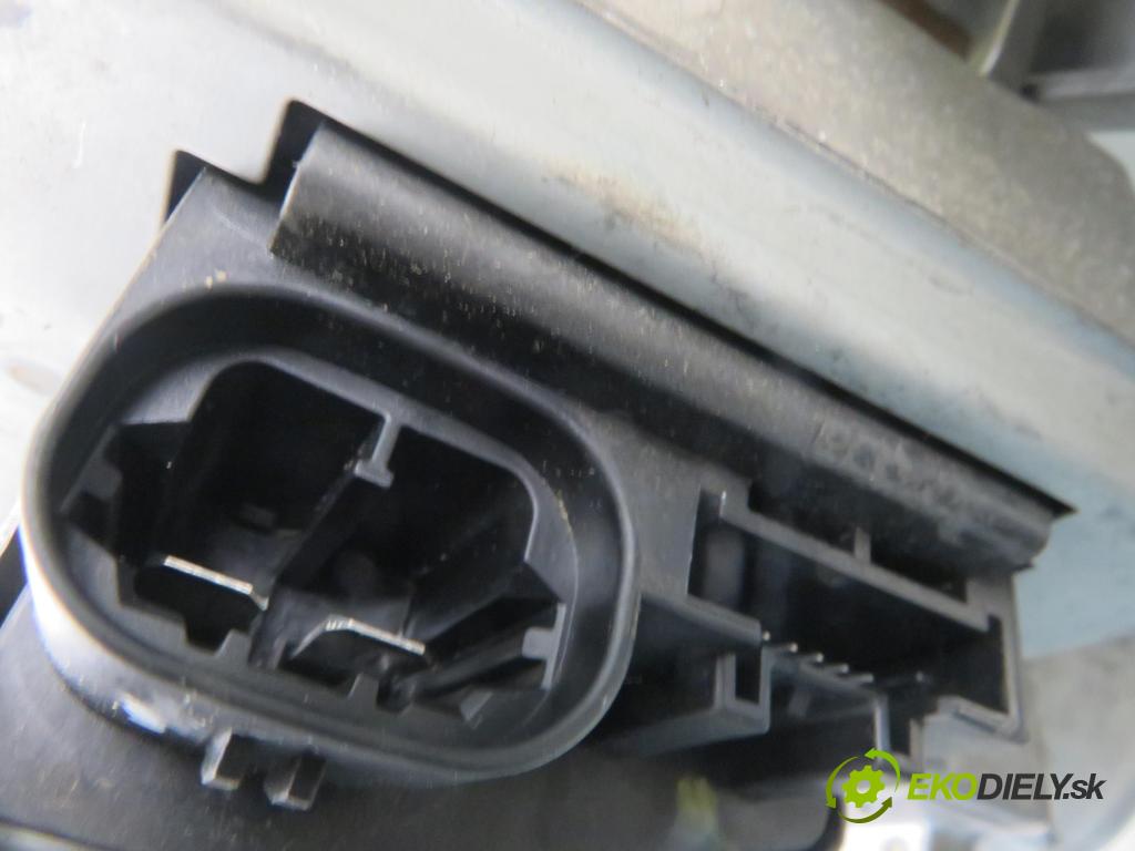 RENAULT MEGANE II (BM0/1_, CM0/1_) HB 2004 0,00 1.5 dCi - K9K 728 1461,00 SLOUPEC / PODPORA elektrický 8200246631