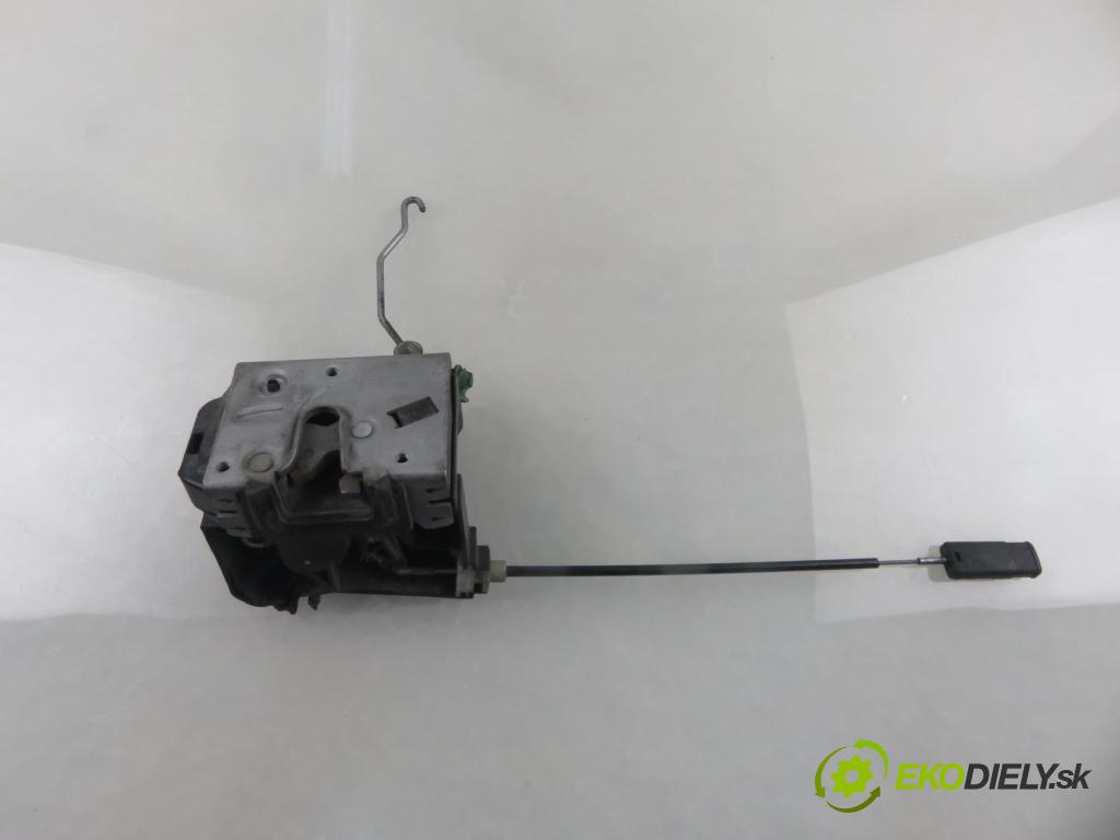 OPEL CORSA C (X01) HB 2001 55,00 1.2 16V 75 - Z 12 XE 1199,00 zámok LPM 24434882