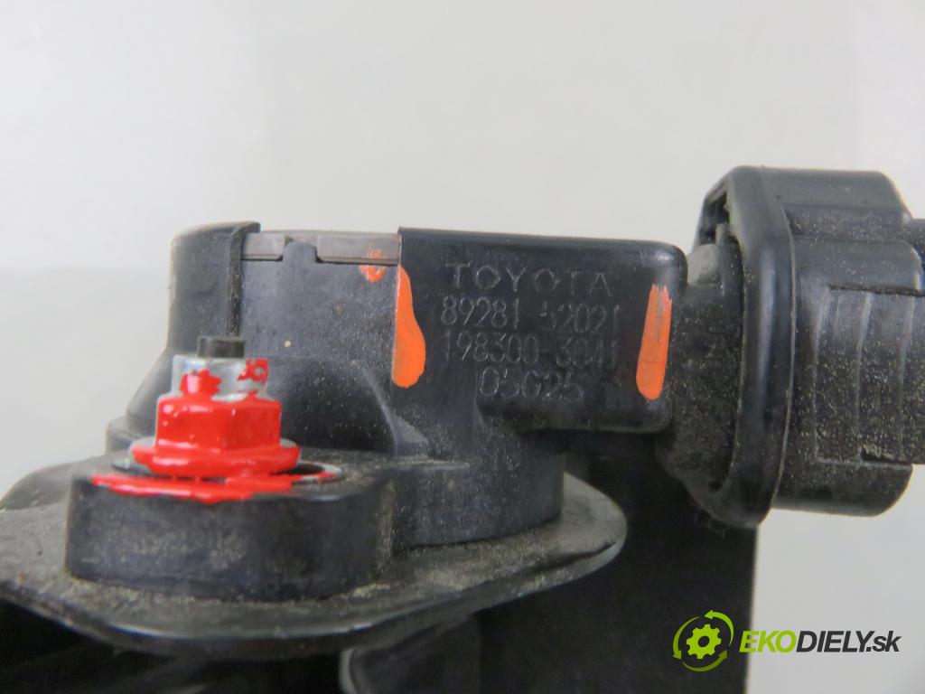 TOYOTA COROLLA kombi (_E12_) KOMBI 2005 0,00 1.4 D4-D (NDE120_) - 1ND-TV 1364,00 Potenciometer plynu 8928152021 ; 1983003041 (Potenciometer plynového pedálu)