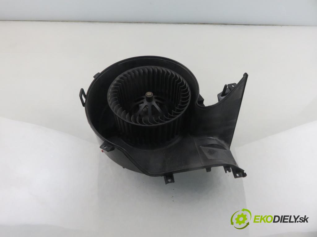 OPEL VECTRA C Kombi (Z02) KOMBI 2005 88,00 1.9 CDTI - Z 19 DT 1910,00 ventilátor větráku TG26