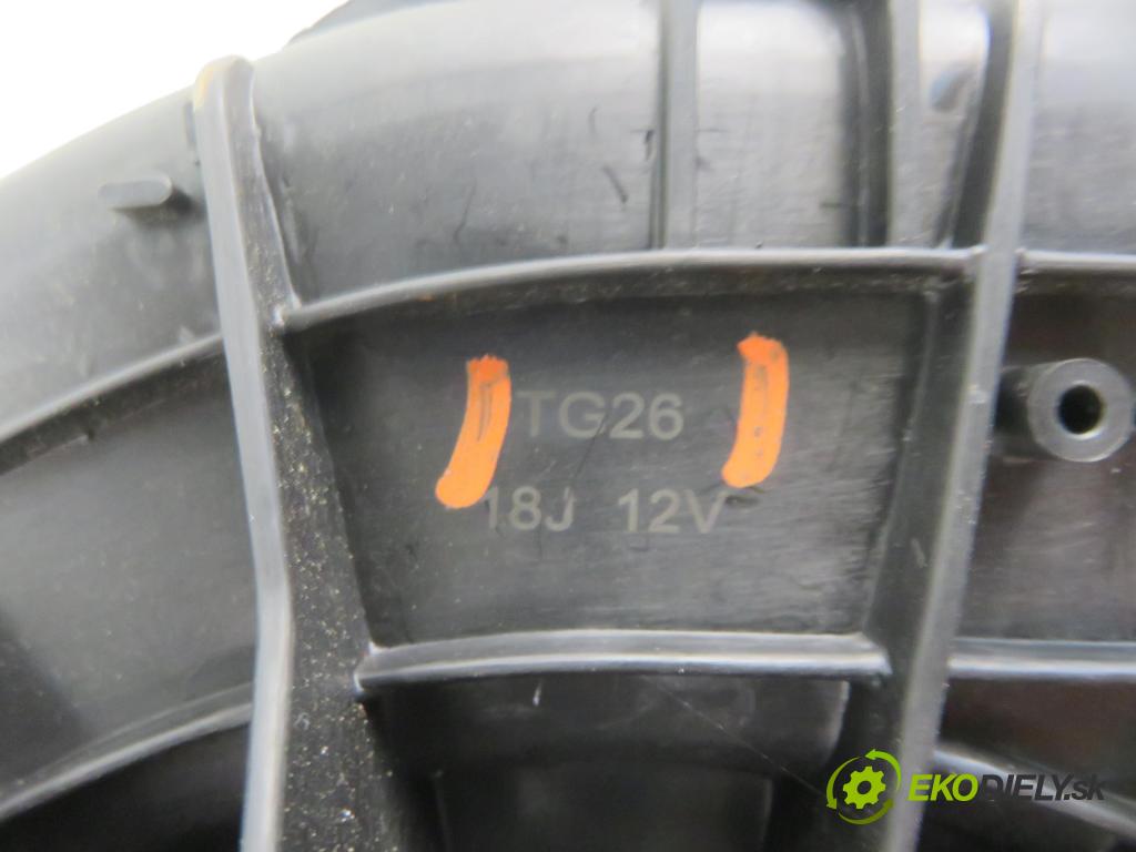 OPEL VECTRA C Kombi (Z02) KOMBI 2005 88,00 1.9 CDTI - Z 19 DT 1910,00 ventilátor větráku TG26
