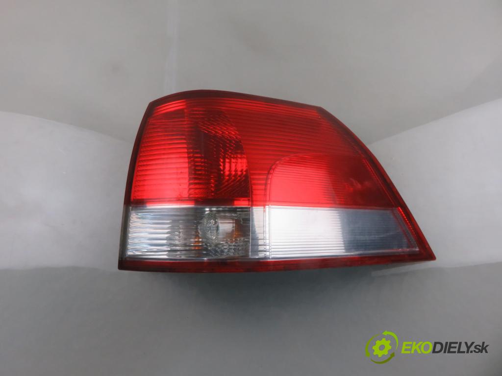 OPEL VECTRA C Kombi (Z02) KOMBI 2005 88,00 1.9 CDTI - Z 19 DT 1910,00 světlo pravé zadní 24469462
