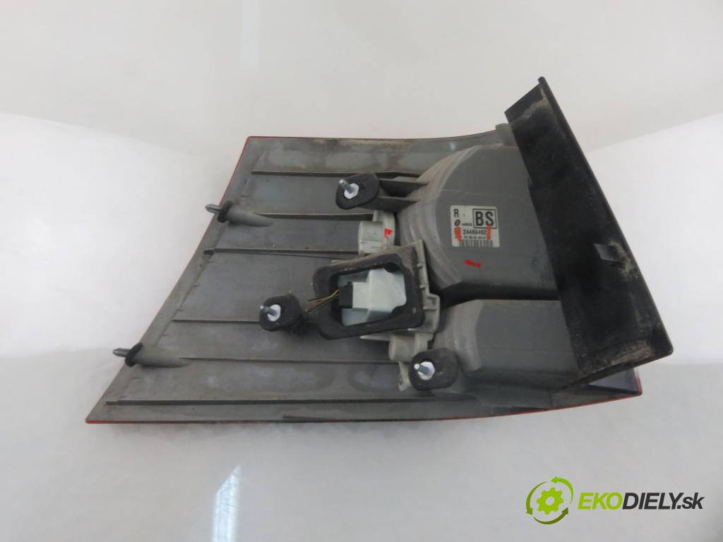 OPEL VECTRA C Kombi (Z02) KOMBI 2005 88,00 1.9 CDTI - Z 19 DT 1910,00 světlo pravé zadní 24469462