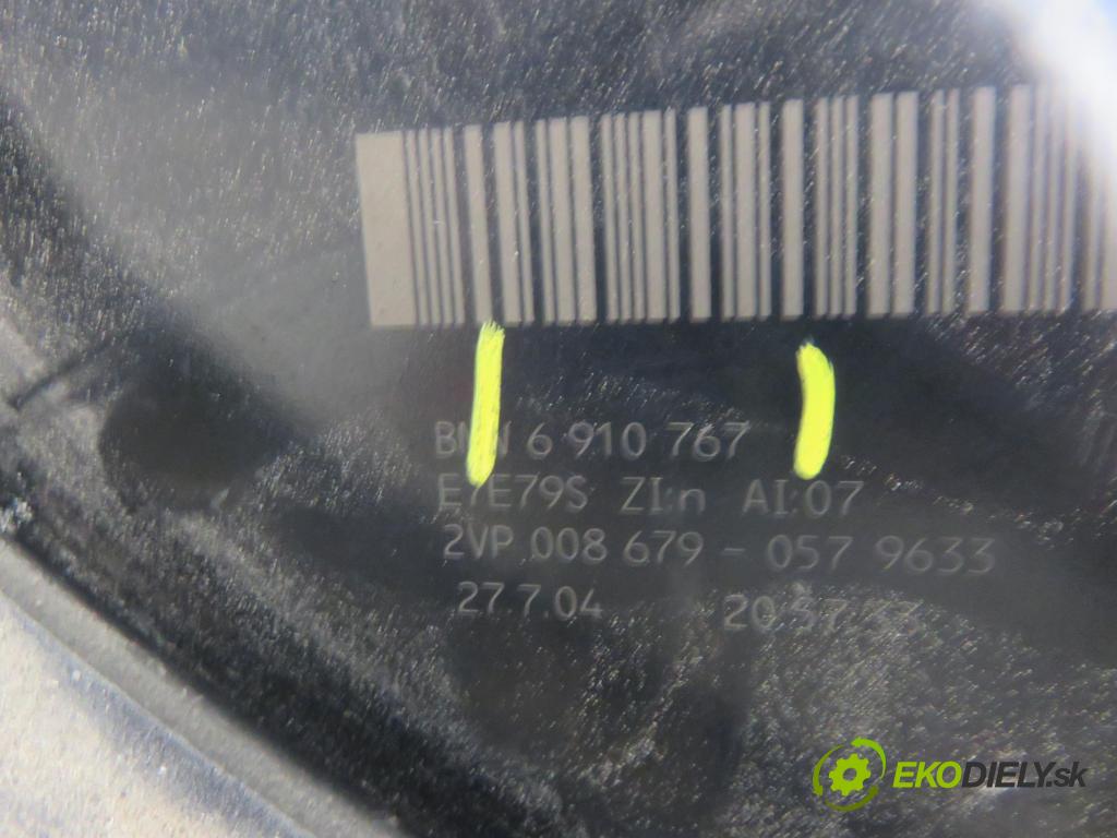 BMW 5 (E60) SEDAN 2004 130,00 525 d - M57 D25 177 (256D2) 2497,00 Svetlo ľavé zadné 6910767