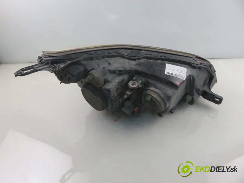 CITROEN C5 II (RC_) LIFTBACK 2006 100,00 2.0 HDi 136 - RHR (DW10BTED4) 1997,00 světlo LP 
