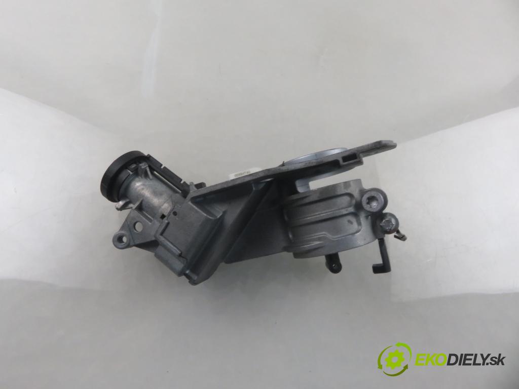 OPEL ZAFIRA B (A05) MINIVAN 2005 88,00 1.9 CDTI 8V 120 - Z 19 DT 1910,00 spinačka N0501882 (Spínacia skrinka)