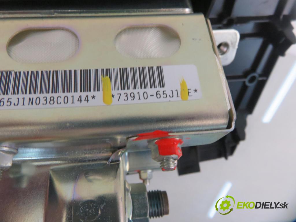 SUZUKI GRAND VITARA II (JT, TE, TD) SUV 2006 103,00 2.0 140 (JB420W) - J20A 1995,00 AirBag air BAG CESTUJÍCÍ: 7391065J1
