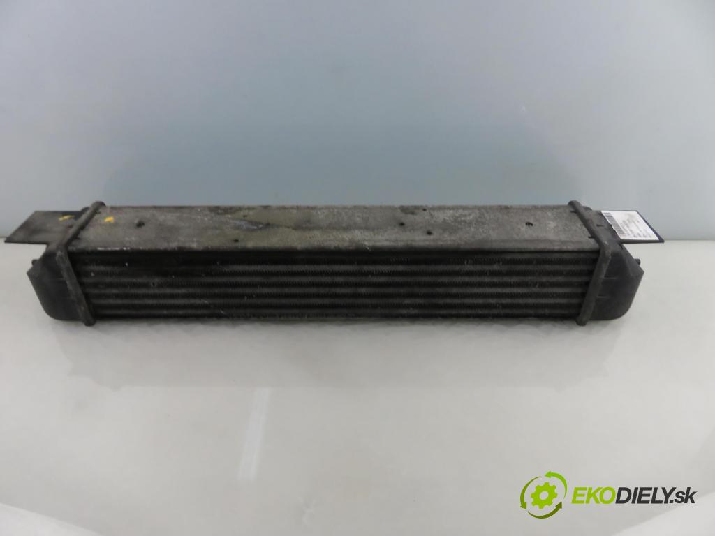 BMW 5 (E39) SEDAN 2001 100,00 520 d 136 - M47 D20 (204D1) 1951,00 chladič intercooler 2247359