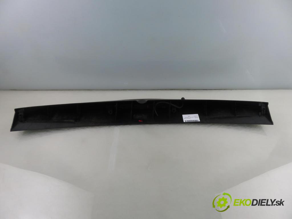 SMART FORTWO Coupe (450) HB 2004 45,00 0.7 (450.352, 450.332) - M 160.920 698,00 SVĚTLO bŕzd 