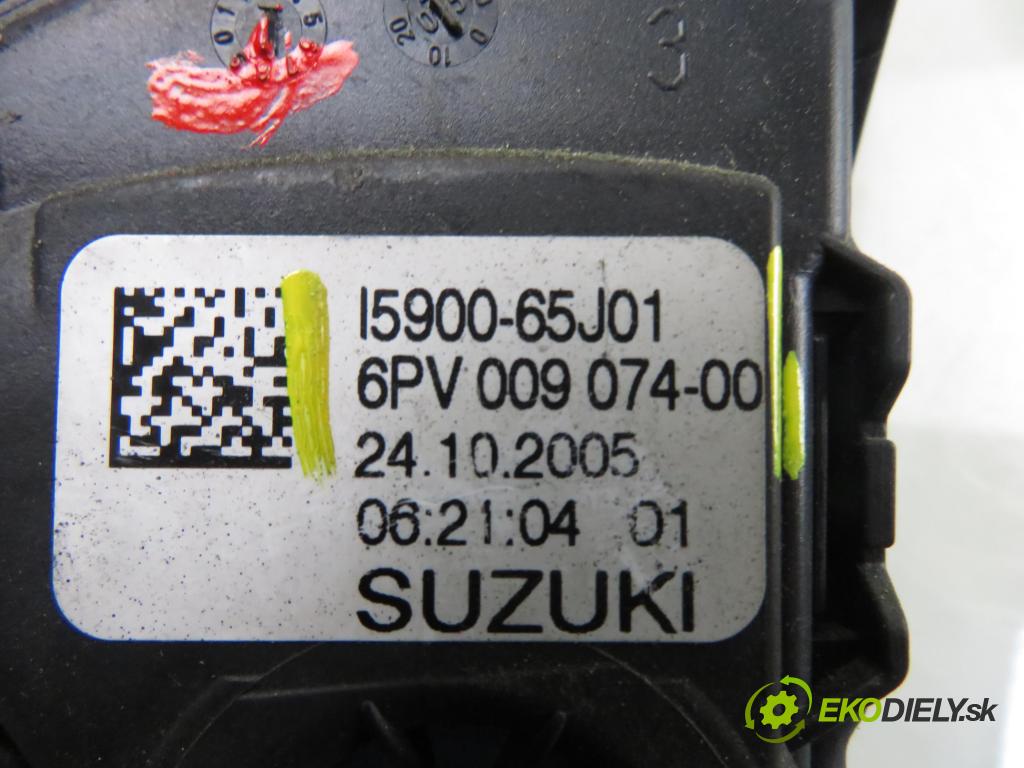 SUZUKI GRAND VITARA II (JT, TE, TD) SUV 2006 103,00 2.0 140 (JB420W) - J20A 1995,00 Potenciometer plynu I590065J01 ; 6PV00907400 (Potenciometer plynového pedálu)