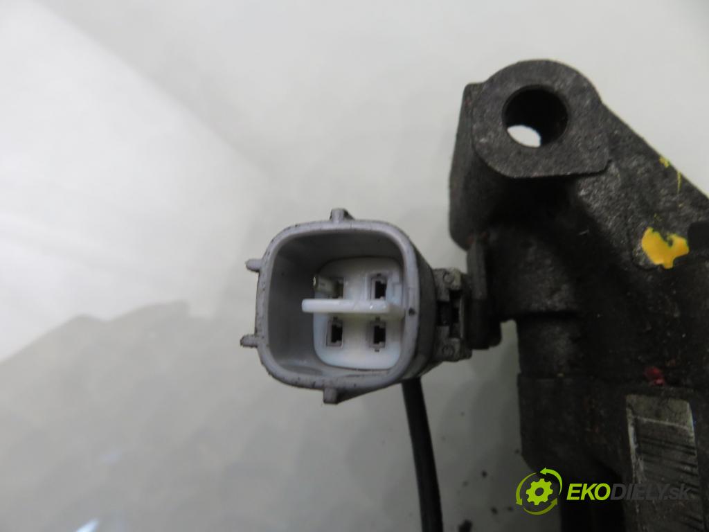 TOYOTA COROLLA (_E12_) HB 2004 81,00 1.6 VVT-i (ZZE121_) - 3ZZ-FE 1598,00 KOMPRESOR: klimatizácie 4472206362 (Kompresor klimatizácie)