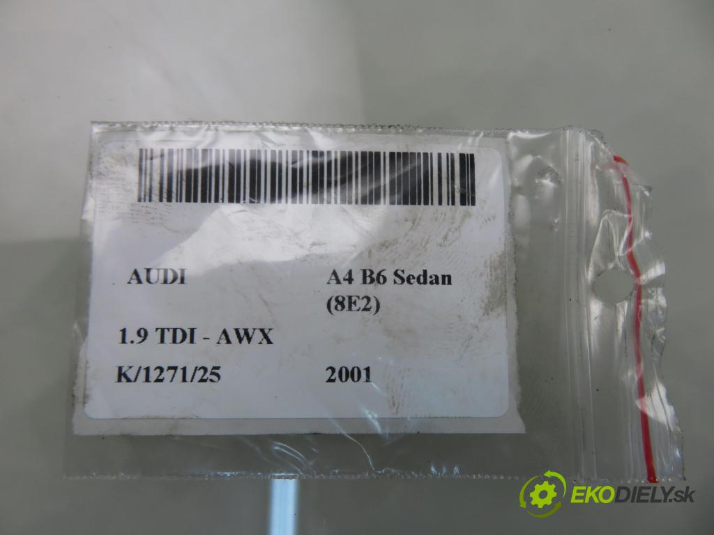 AUDI A4 (8E2, B6) SEDAN 2001 96,00 1.9 TDI PD 130 - AWX 1896,00 rameno dolní pravý zadní část