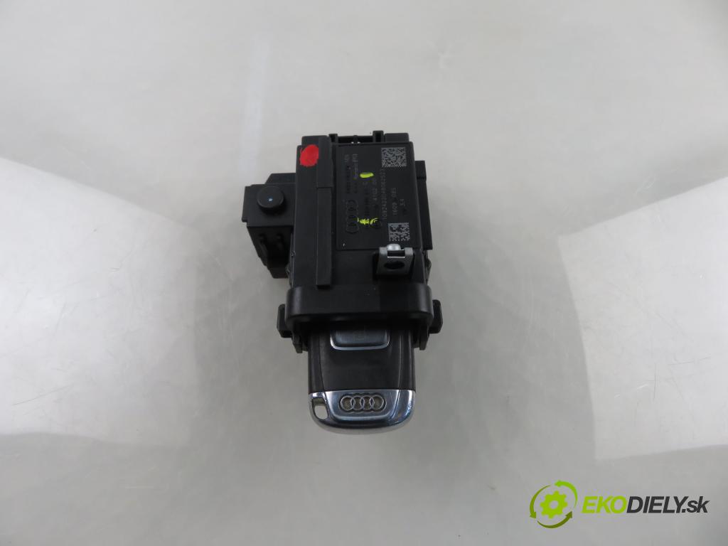 AUDI A4 Avant (8K5, B8) KOMBI 2010 125,00 2.0 TDI quattro - CAHA 1968,00 spinačka 8K0909131C (Spínacia skrinka)