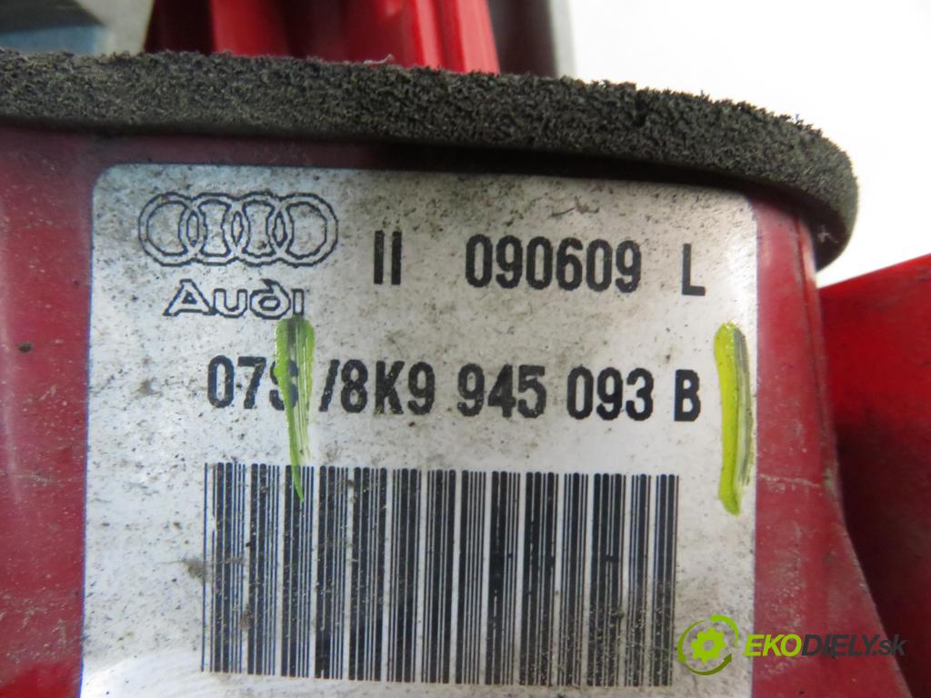 AUDI A4 Avant (8K5, B8) KOMBI 2010 125,00 2.0 TDI quattro - CAHA 1968,00 světlo levé zadní kufr 8K9945093B
