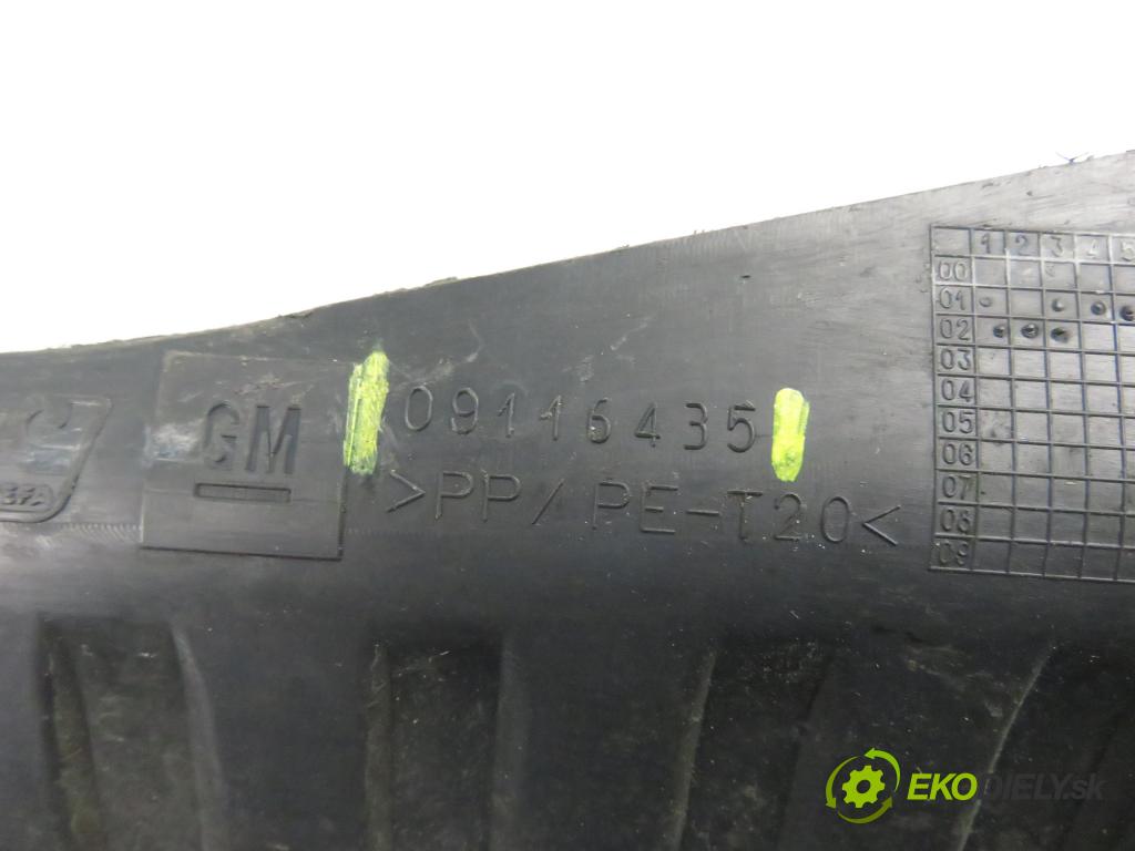 OPEL CORSA C (X01) HB 2001 43,00 1.0 12V 58 - Z 10 XE 973,00 Torpédo, plast pod čelné okno 09116435 (Torpédo (plast pod čelným sklom))