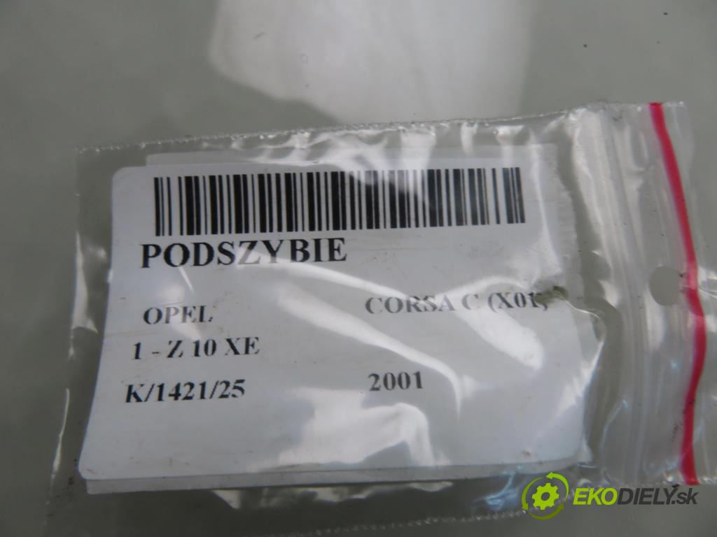 OPEL CORSA C (X01) HB 2001 43,00 1.0 12V 58 - Z 10 XE 973,00 Torpédo, plast pod čelné okno 09116435 (Torpédo (plast pod čelným sklom))