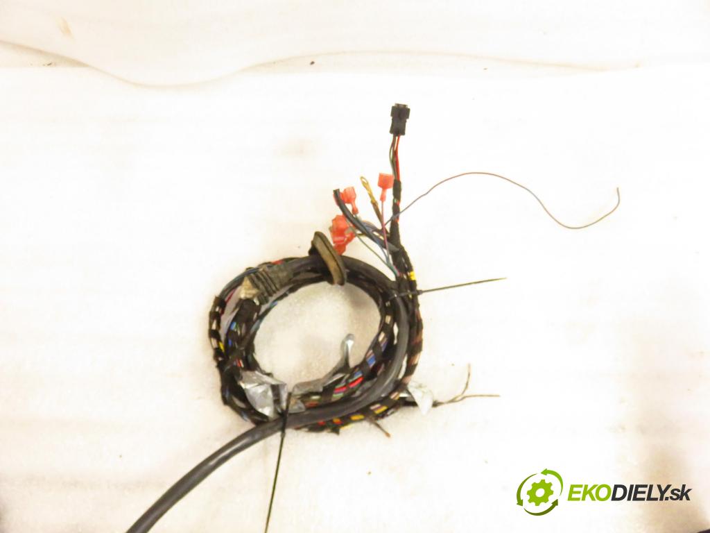 FIAT STILO (192_) HB 2003 59,00 1.9 JTD (192_XF1A) - 192 A3.000 1910,00 Hák 2558N