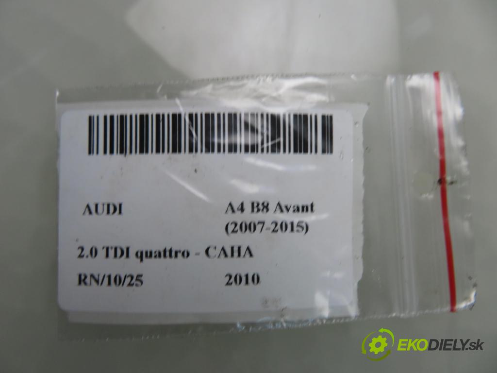 AUDI A4 Avant (8K5, B8) KOMBI 2010 125,00 2.0 TDI quattro - CAHA 1968,00 PŘÍSPĚVEK svetla pravý ZADNÍ: 21592201
