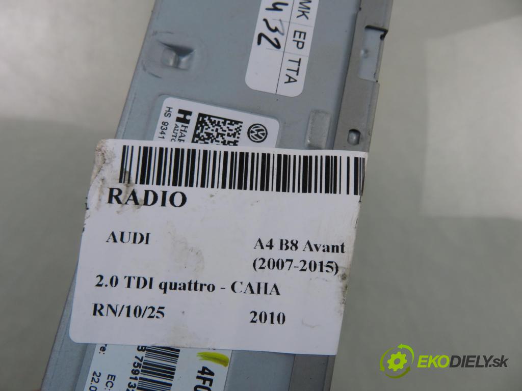 AUDI A4 Avant (8K5, B8) KOMBI 2010 125,00 2.0 TDI quattro - CAHA 1968,00 TUNER RÁDIO: 4F0035053B