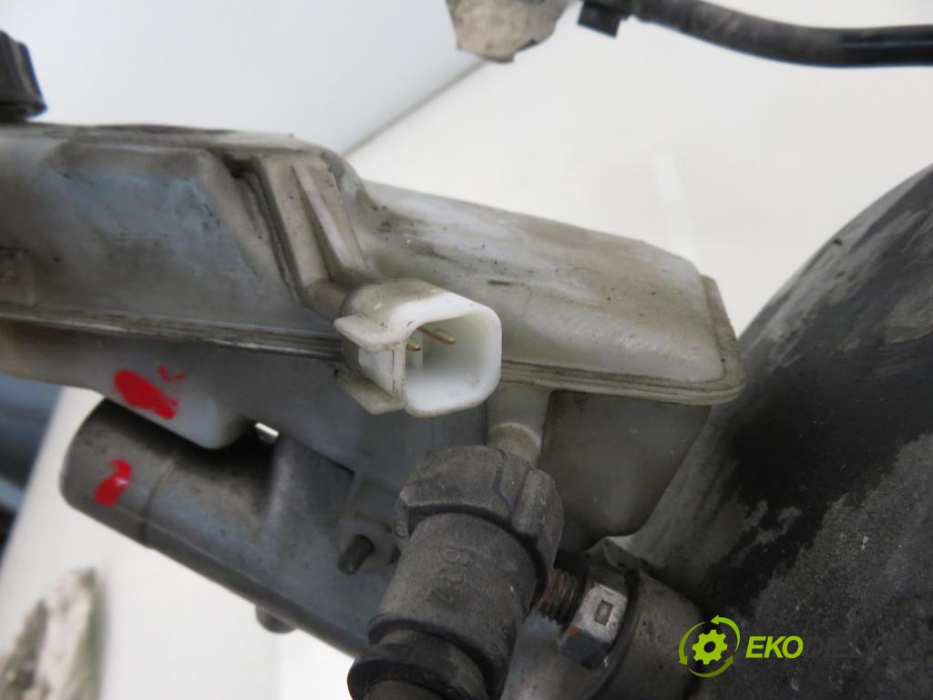 FORD FOCUS II (DA_, HCP) HB 2008 85,00 1.8 TDCi 115 - KKDA 1753,00 posilovač 03776022324 (Servočerpadlo)